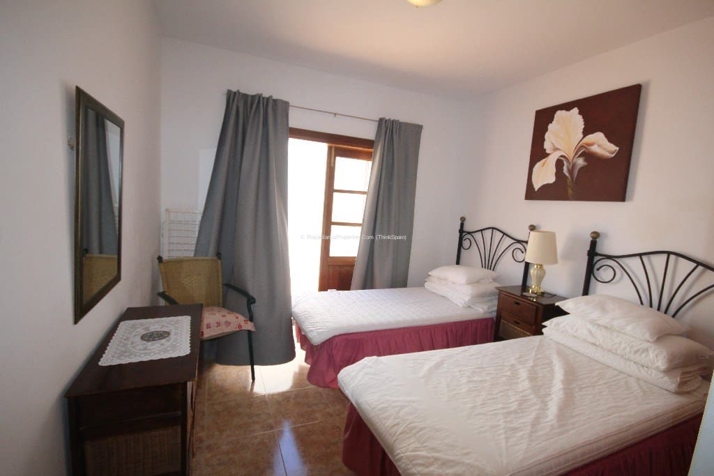 3 bedroom Villa for rent in Playa Blanca with pool garage - € 1,600 (Ref: 7898280)