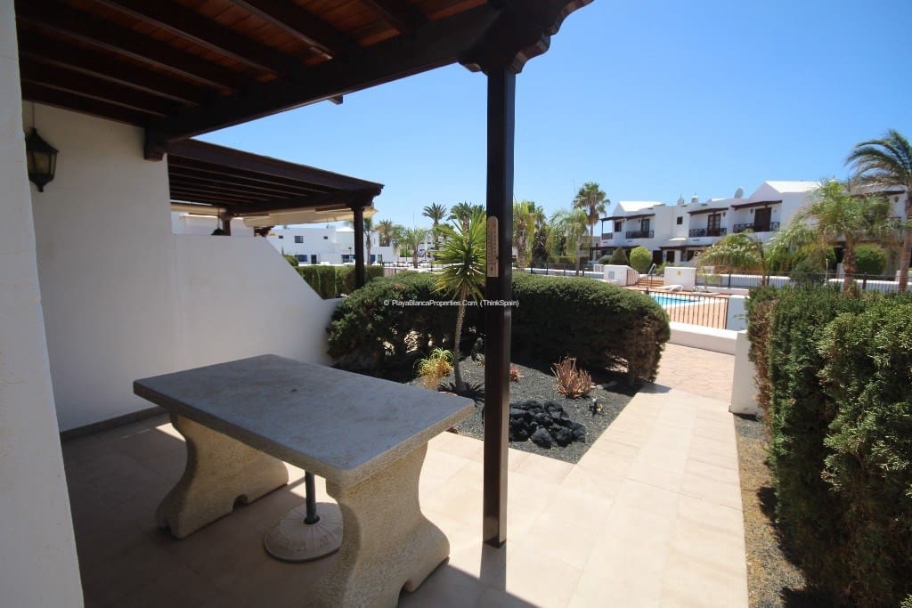 3 bedroom Villa for rent in Playa Blanca with pool garage - € 1,600 (Ref: 7898280)