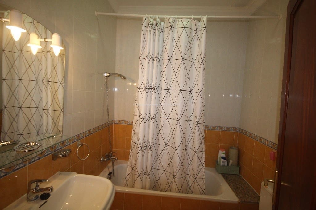 3 bedroom Villa for rent in Playa Blanca with pool garage - € 1,600 (Ref: 7898280)