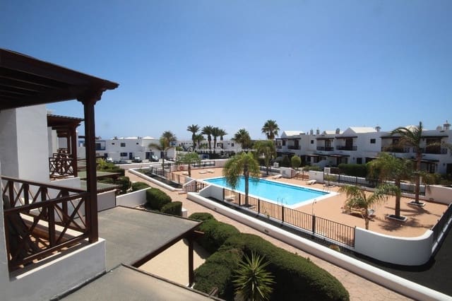 3 bedroom Villa for rent in Playa Blanca, Yaiza with pool garage - € 1,600 (Ref: 7898280)