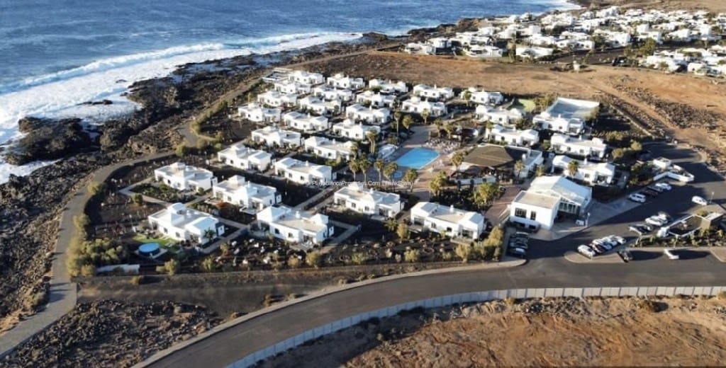 2 soveværelse Bungalow til salg i Playa Blanca med swimmingpool - € 275.000 (Ref: 8575782)