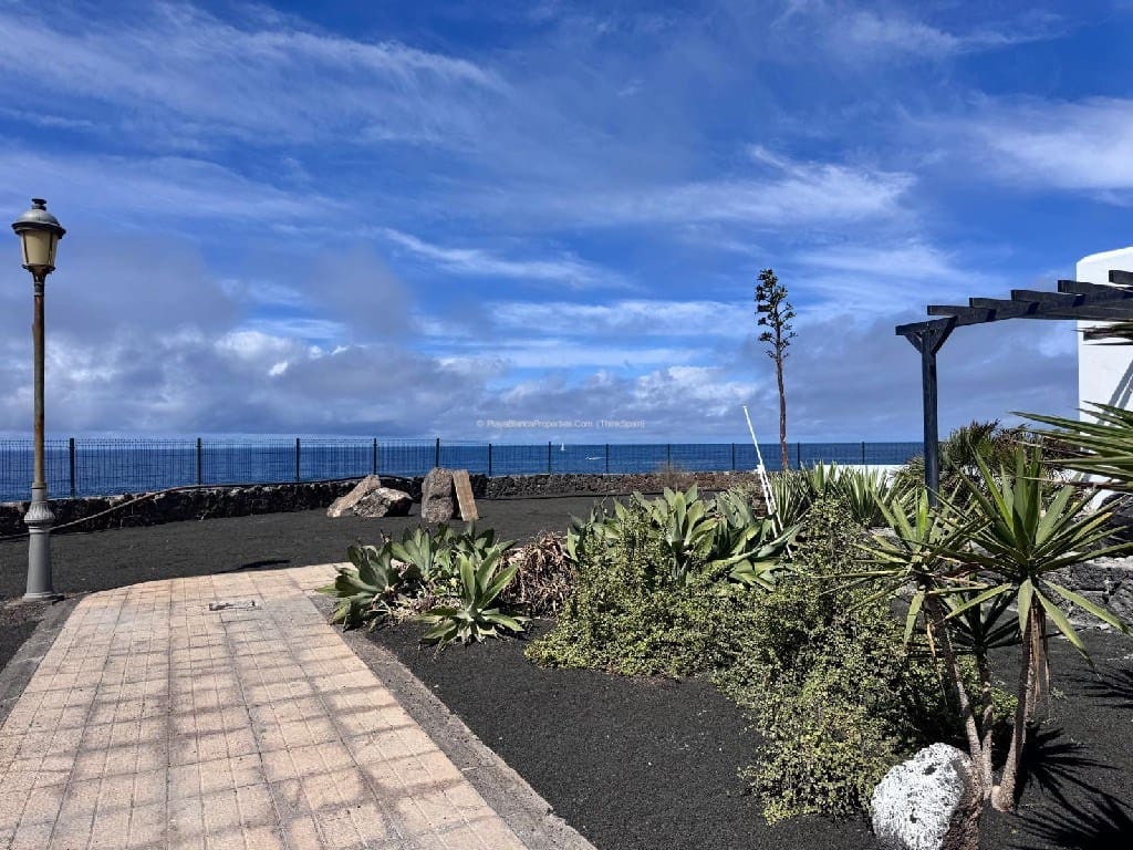 2 soveværelse Bungalow til salg i Playa Blanca med swimmingpool - € 275.000 (Ref: 8575782)