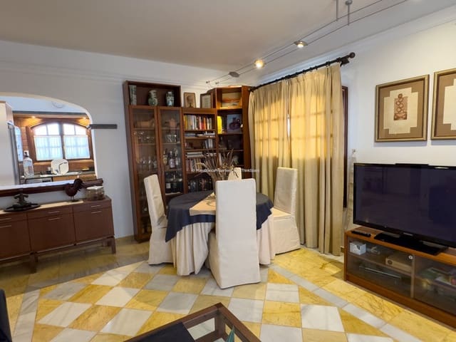 2 soveværelse Villa til salg i Playa Blanca, Yaiza med swimmingpool - € 480.000 (Ref: 9261925)