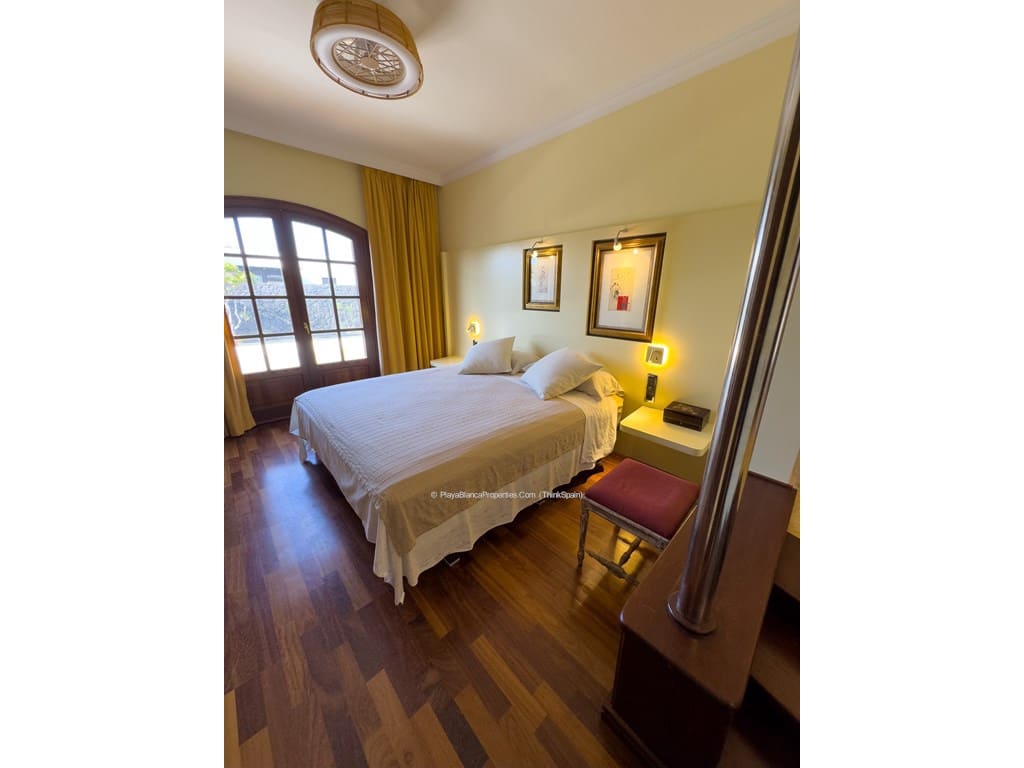 2 soveværelse Villa til salg i Playa Blanca med swimmingpool - € 480.000 (Ref: 9261925)