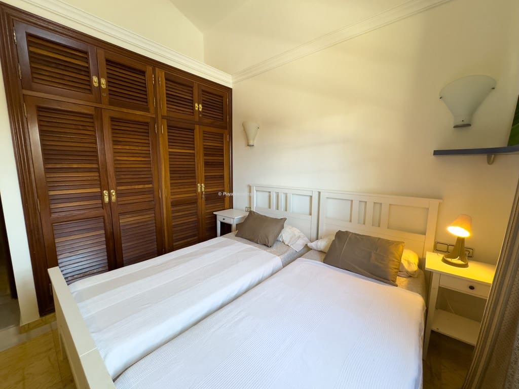 2 soveværelse Villa til salg i Playa Blanca med swimmingpool - € 480.000 (Ref: 9261925)