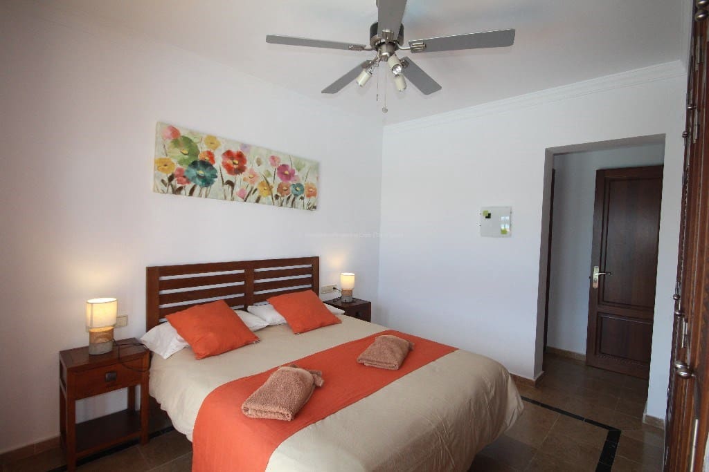 2 sovrum Villa att hyra i Playa Blanca med pool - 2 000 € (Ref: 9294071)