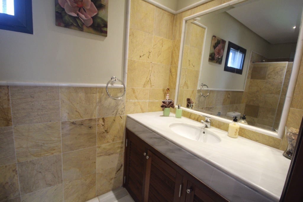 2 sovrum Villa att hyra i Playa Blanca med pool - 2 000 € (Ref: 9294071)