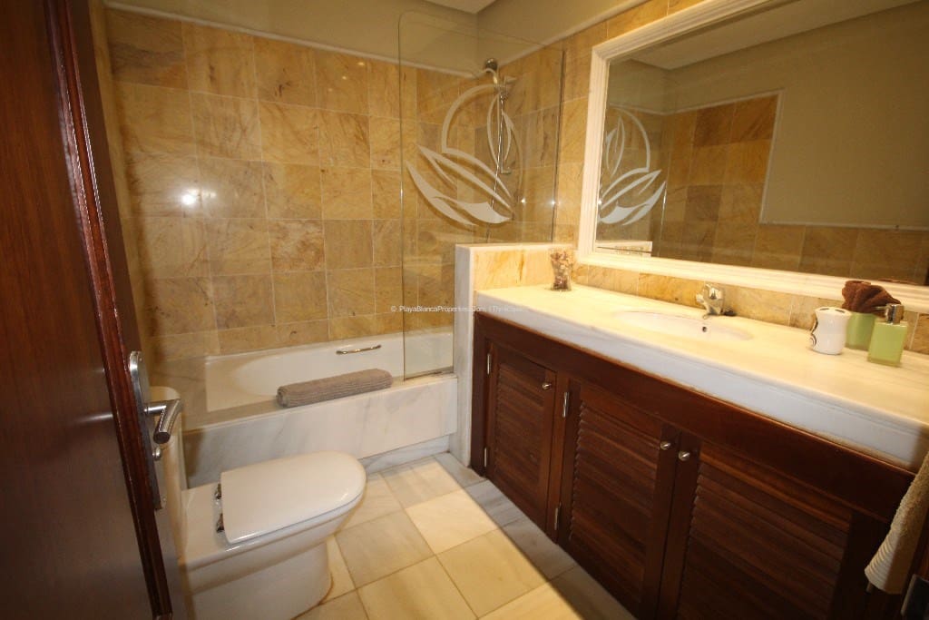 2 sovrum Villa att hyra i Playa Blanca med pool - 2 000 € (Ref: 9294071)