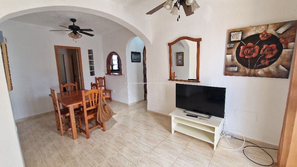 Bungalow de 3 habitaciones en Playa Blanca en venta con piscina - 295.000 € (Ref: 9343881)