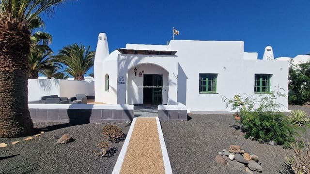 3 soveværelse Bungalow til salg i Playa Blanca, Yaiza med swimmingpool - € 295.000 (Ref: 9343881)