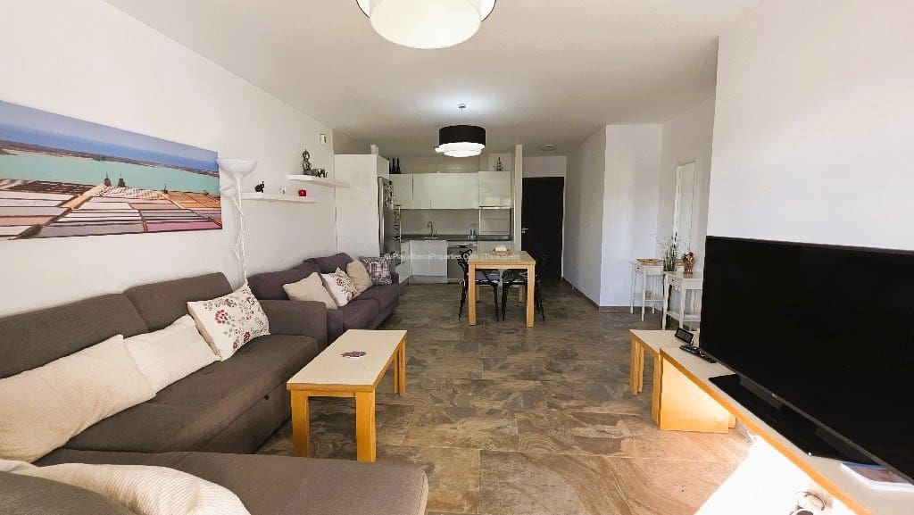 Chalet de 3 habitaciones en Playa Blanca en venta con piscina garaje - 525.000 € (Ref: 9554385)