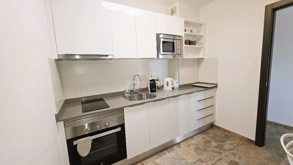 Chalet de 3 habitaciones en Playa Blanca en venta con piscina garaje - 525.000 € (Ref: 9554385)