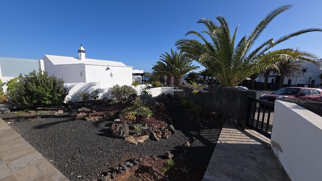 Chalet de 3 habitaciones en Playa Blanca en venta con piscina garaje - 525.000 € (Ref: 9554385)