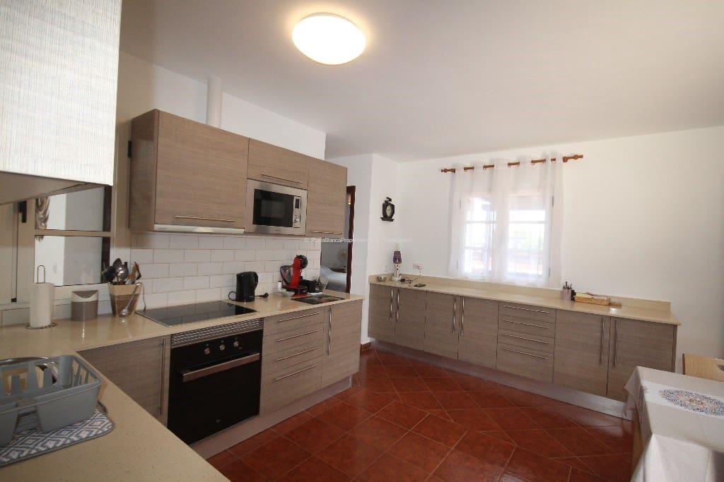 2 quarto Moradia para venda em Playa Blanca - 395 000 € (Ref: 9838586)
