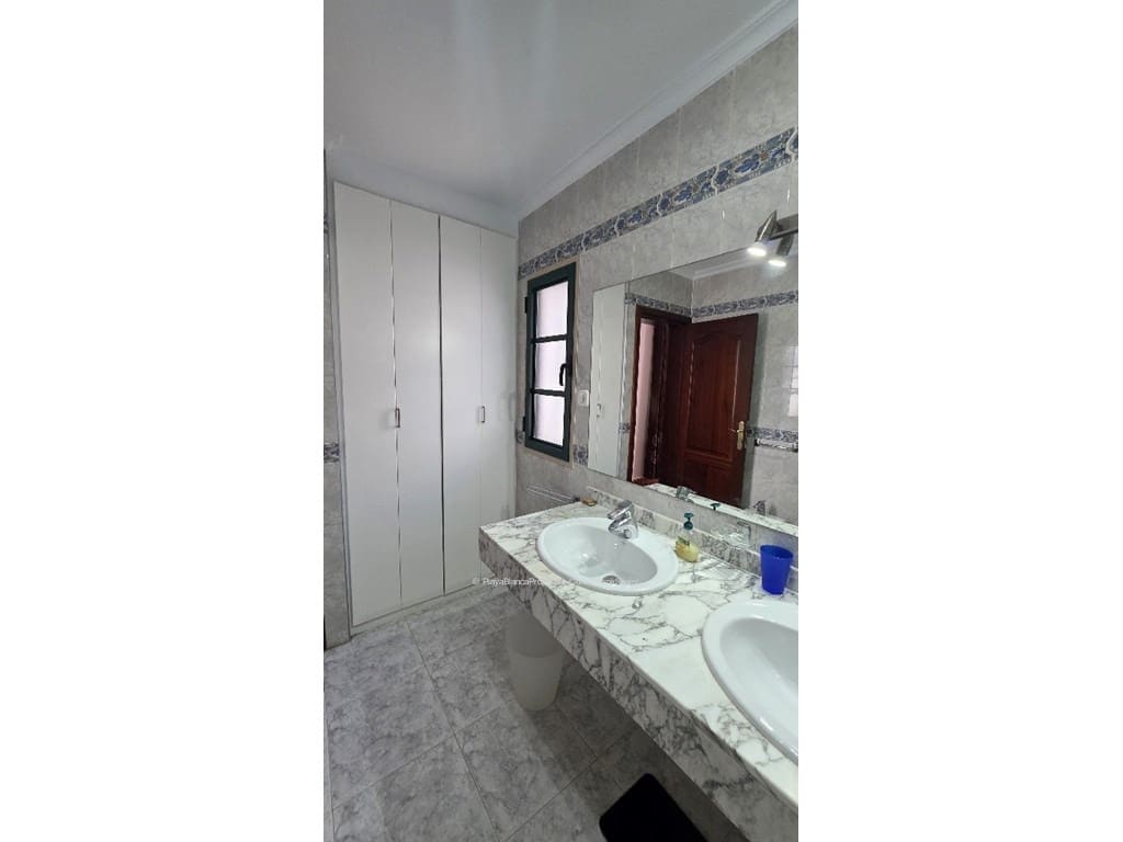 2 quarto Moradia para venda em Playa Blanca - 395 000 € (Ref: 9838586)