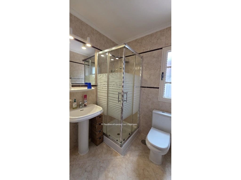 2 quarto Moradia para venda em Playa Blanca - 395 000 € (Ref: 9838586)