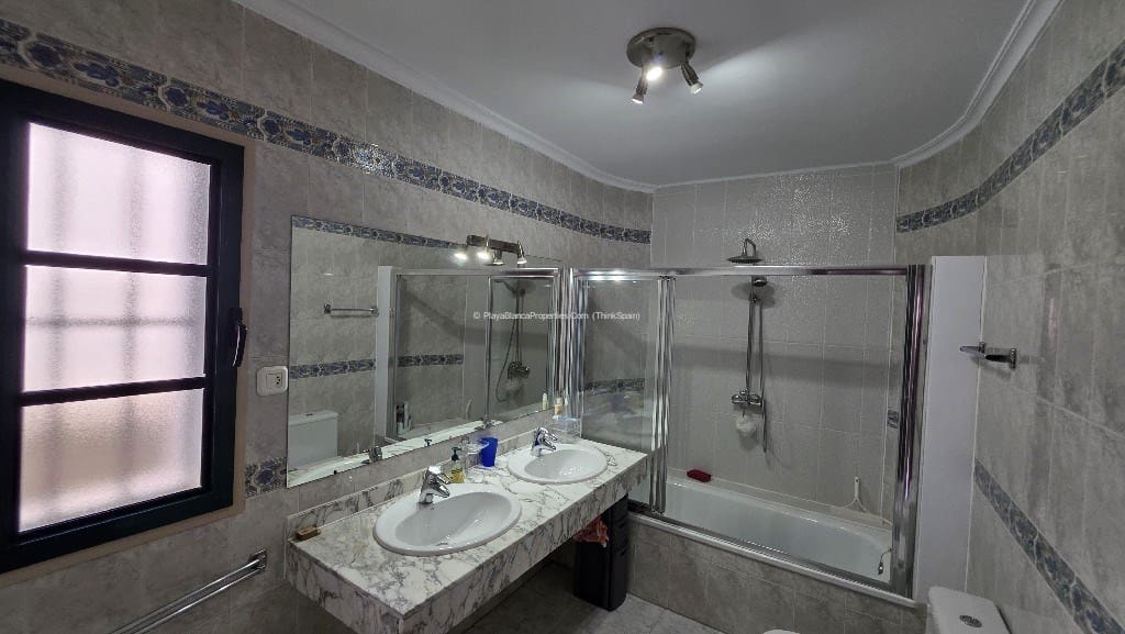 2 quarto Moradia para venda em Playa Blanca - 395 000 € (Ref: 9838586)