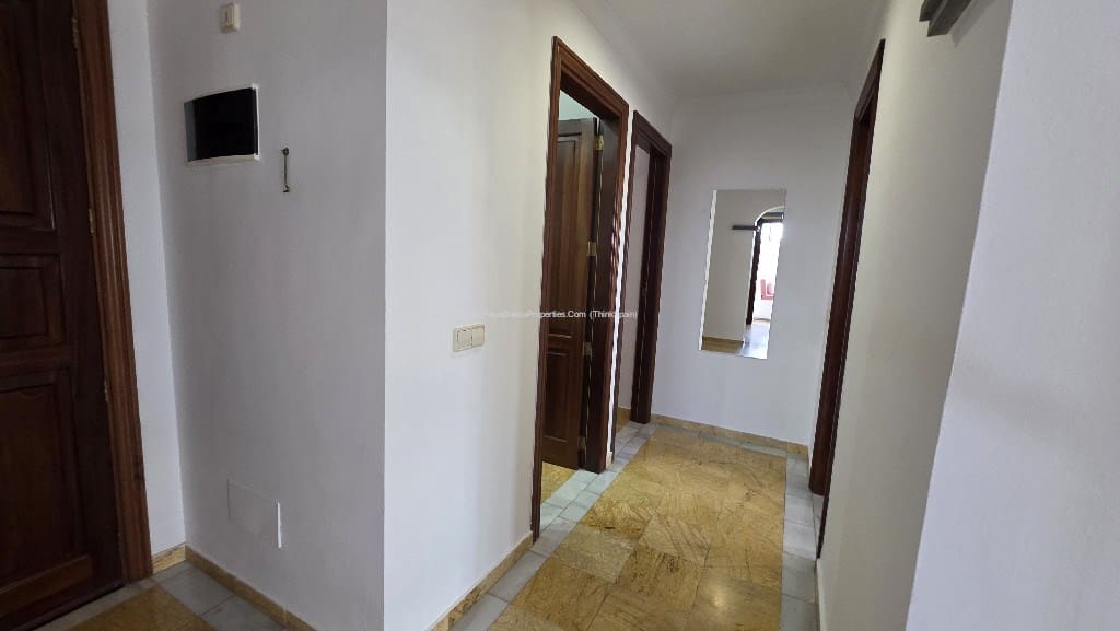 2 soveværelse Villa til leje i Playa Blanca med swimmingpool garage - € 1.500 (Ref: 9863874)