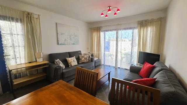 2 sovrum Villa att hyra i Playa Blanca, Yaiza med pool garage - 1 600 € (Ref: 9868121)