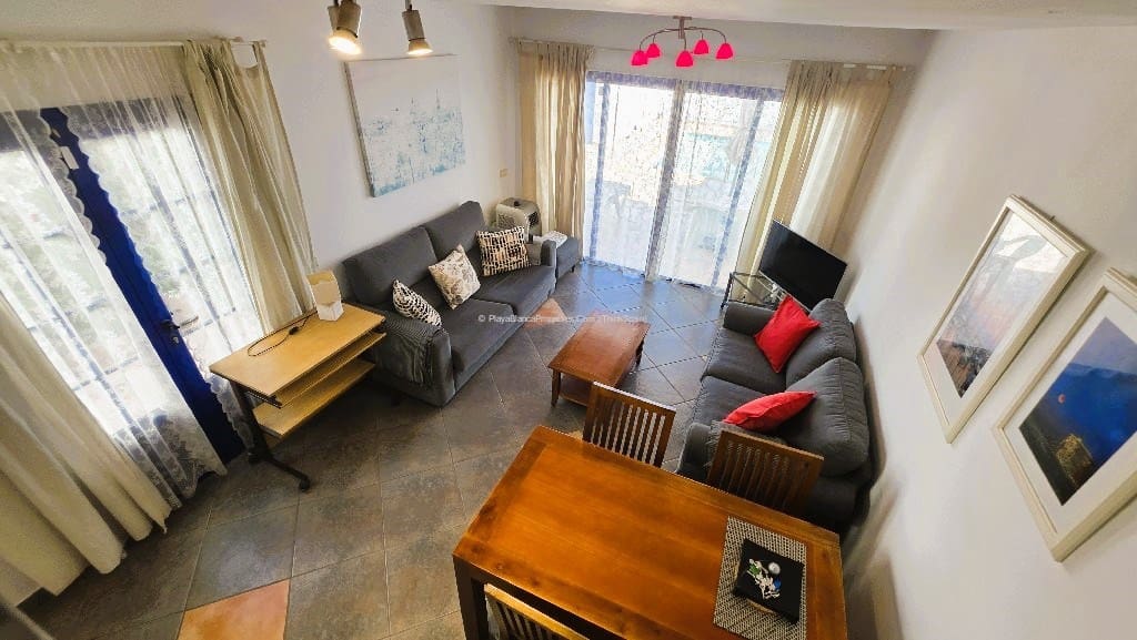 2 bedroom Villa for rent in Playa Blanca with pool garage - € 1,600 (Ref: 9868121)