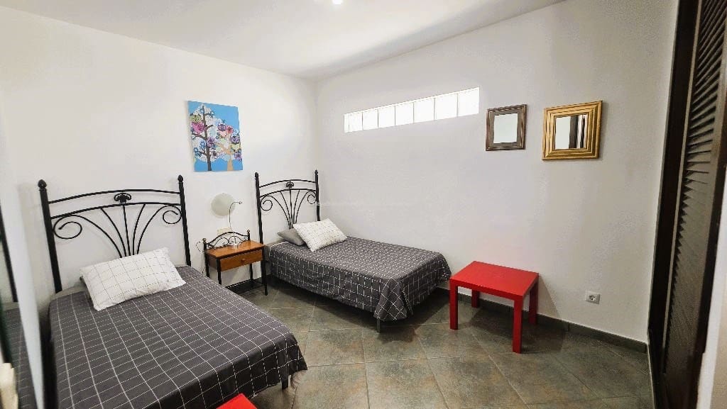 2 bedroom Villa for rent in Playa Blanca with pool garage - € 1,600 (Ref: 9868121)