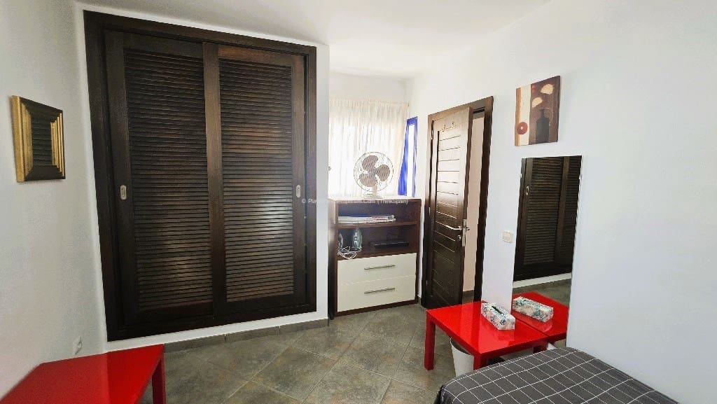 2 bedroom Villa for rent in Playa Blanca with pool garage - € 1,600 (Ref: 9868121)