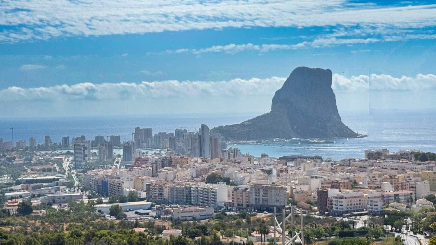 4 makuuhuone Huvila myytävänä paikassa Calpe / Calp mukana uima-altaan 
autotalli - 690 000 € (Ref: 10004557)