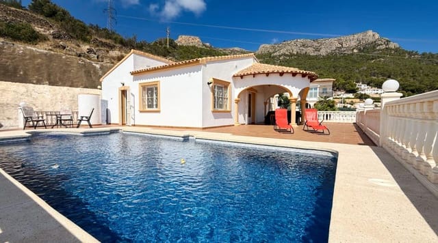 4 makuuhuone Huvila myytävänä paikassa Calpe / Calp mukana uima-altaan 
autotalli - 690 000 € (Ref: 10004557)