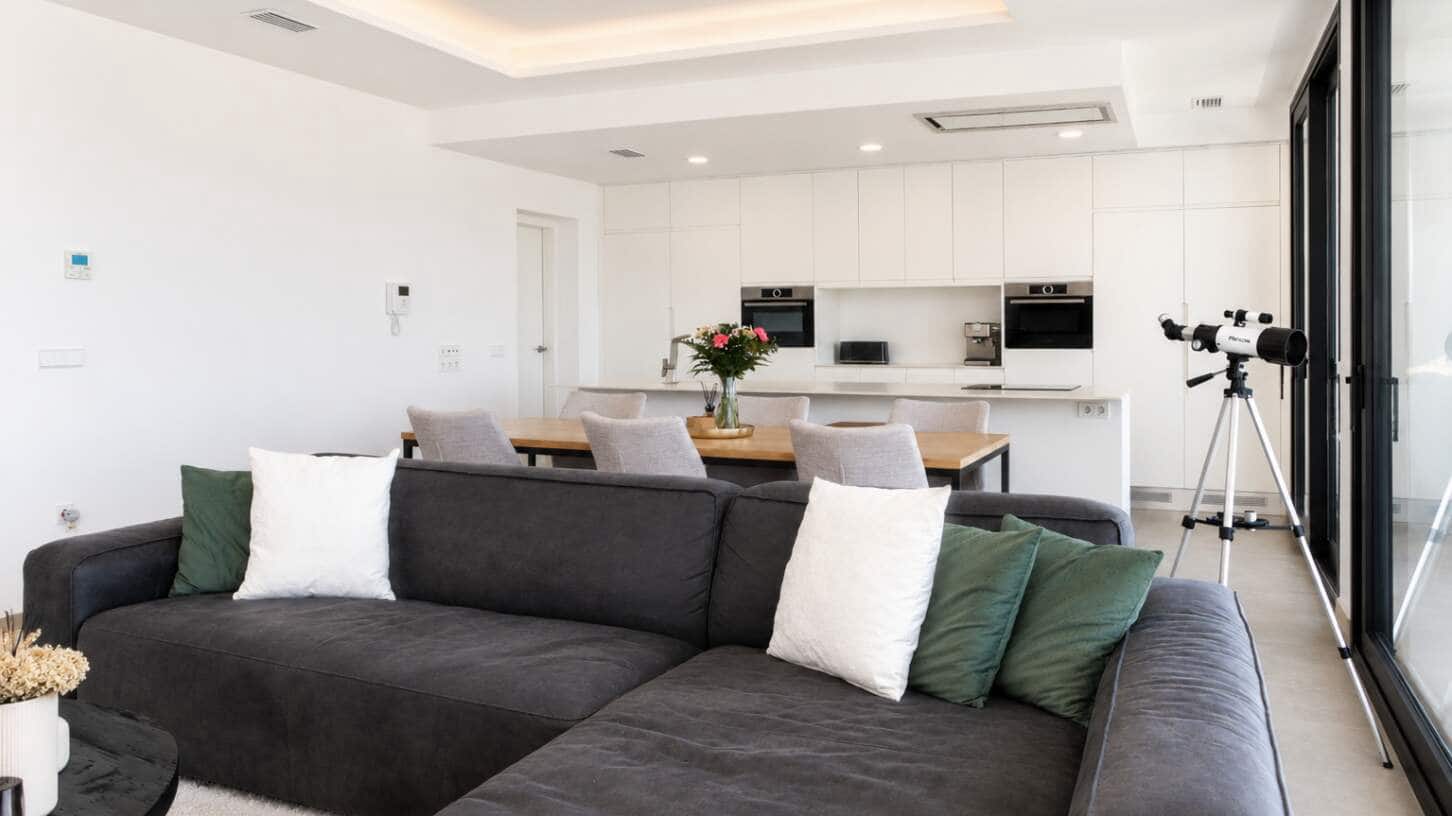 4 bedroom Villa for sale in Altea with pool garage - € 1,445,000 (Ref: 10017602)