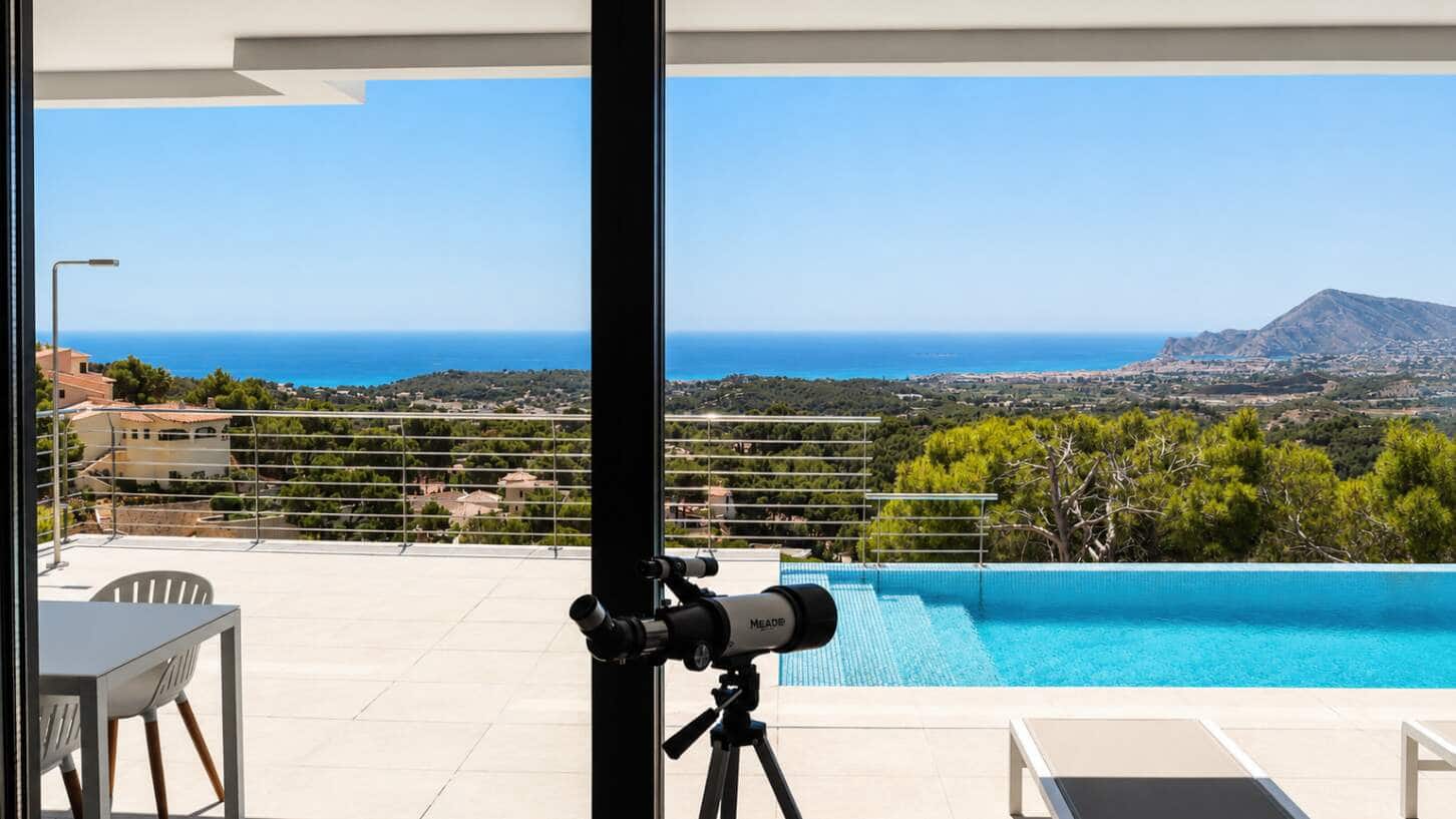 4 bedroom Villa for sale in Altea with pool garage - € 1,445,000 (Ref: 10017602)