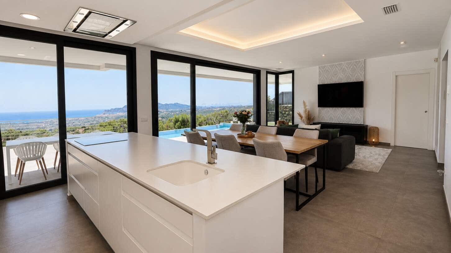 4 bedroom Villa for sale in Altea with pool garage - € 1,445,000 (Ref: 10017602)