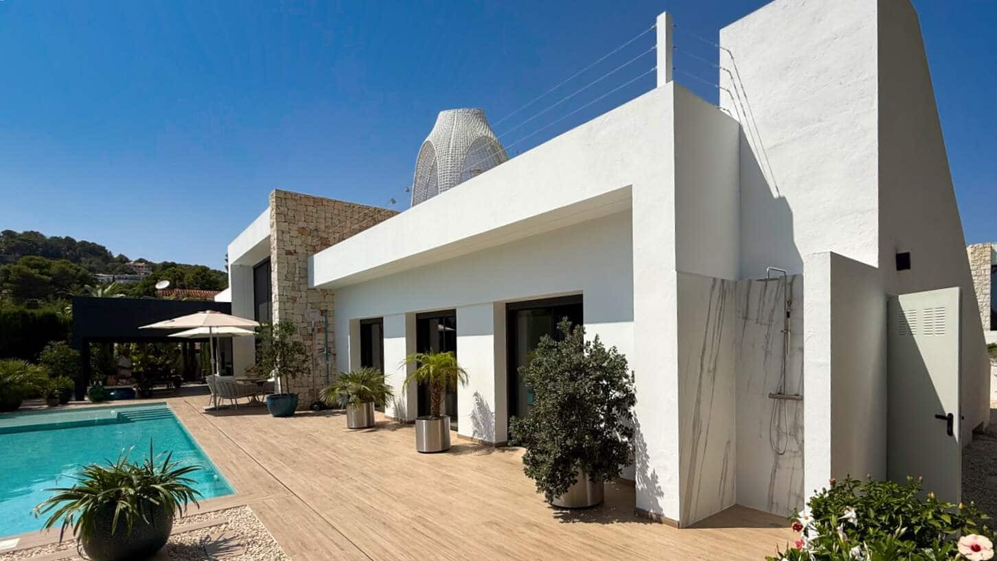 3 soveværelse Villa til salg i Benissa med swimmingpool garage - € 1.690.000 (Ref: 10017603)
