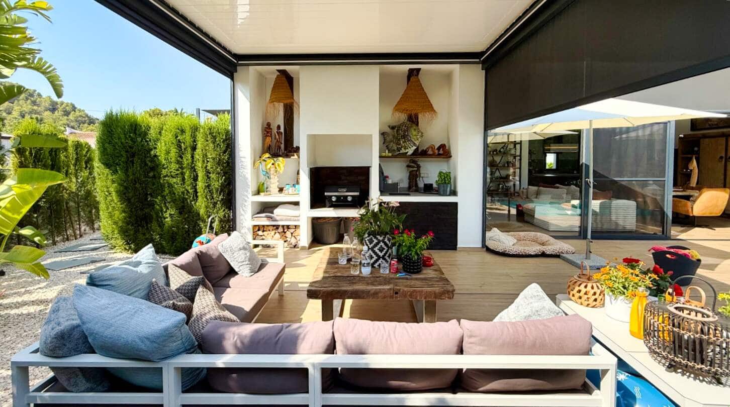3 soveværelse Villa til salg i Benissa med swimmingpool garage - € 1.690.000 (Ref: 10017603)
