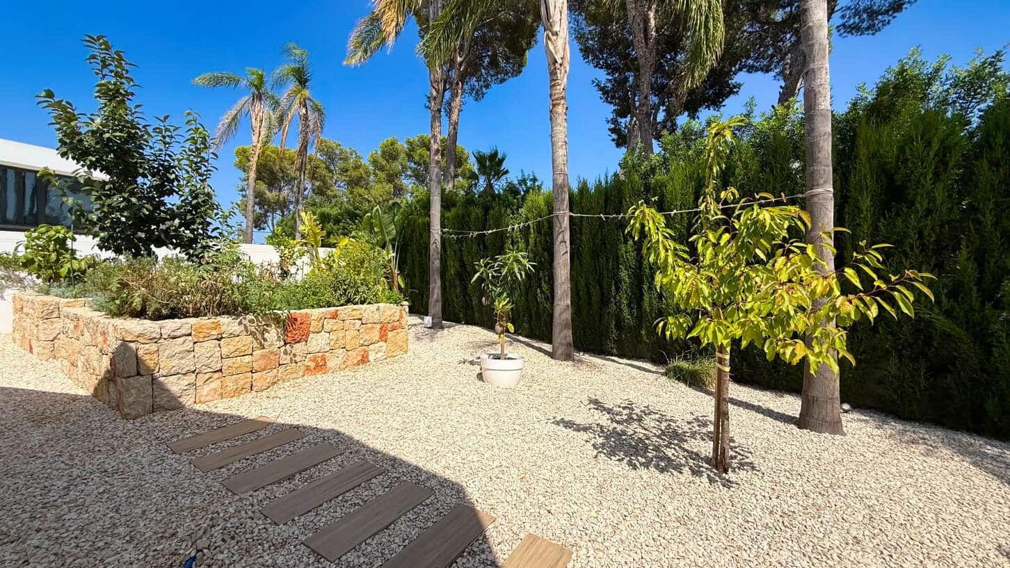 3 soveværelse Villa til salg i Benissa med swimmingpool garage - € 1.690.000 (Ref: 10017603)