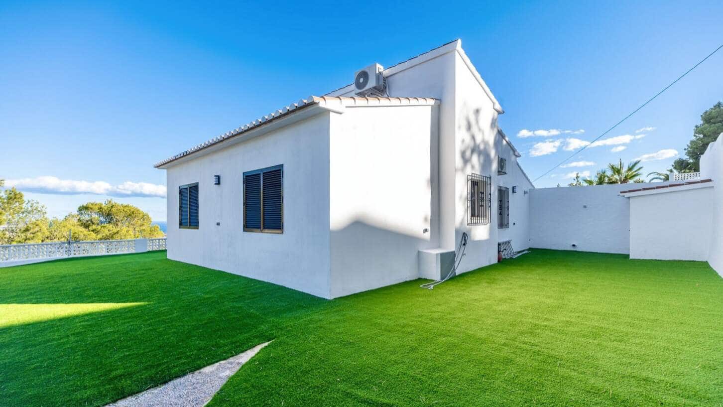 3 soveværelse Villa til salg i Calpe / Calp med swimmingpool garage - € 699.000 (Ref: 10017604)