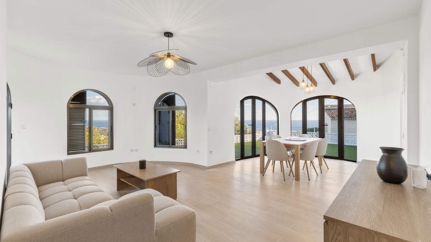 3 soveværelse Villa til salg i Calpe / Calp med swimmingpool garage - € 699.000 (Ref: 10017604)
