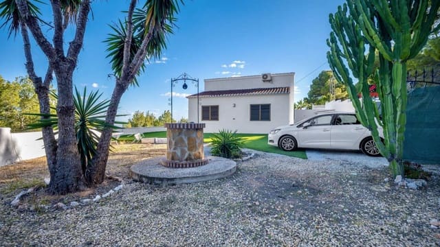 3 soveværelse Villa til salg i Calpe / Calp med swimmingpool garage - € 699.000 (Ref: 10017604)