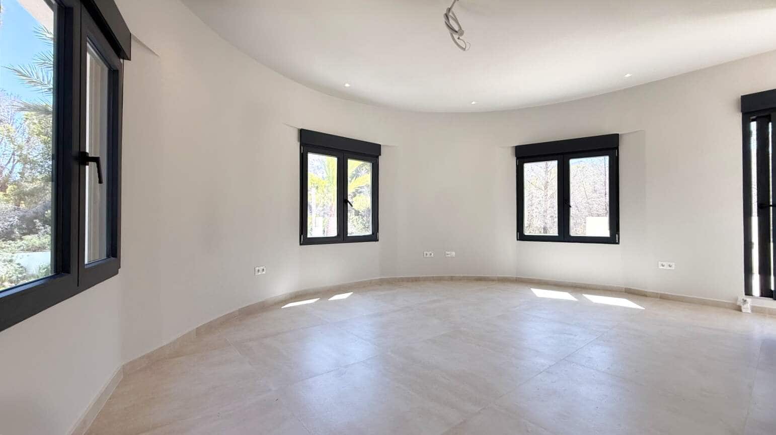 Chalet de 4 habitaciones en Albir en venta con piscina garaje - 1.595.000 € (Ref: 10023244)