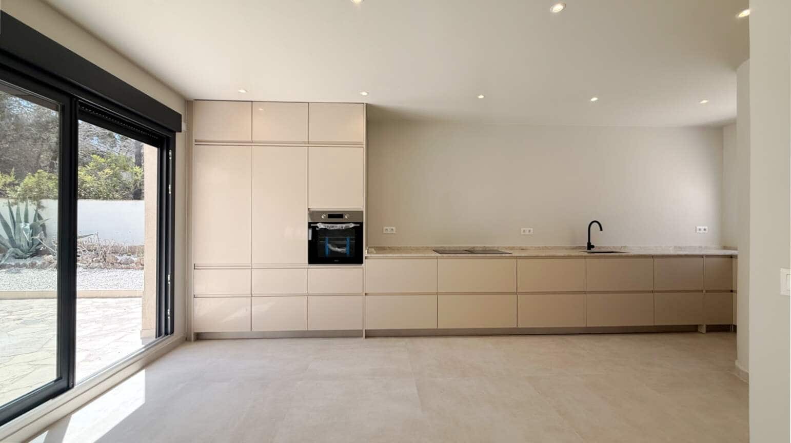 Chalet de 4 habitaciones en Albir en venta con piscina garaje - 1.595.000 € (Ref: 10023244)
