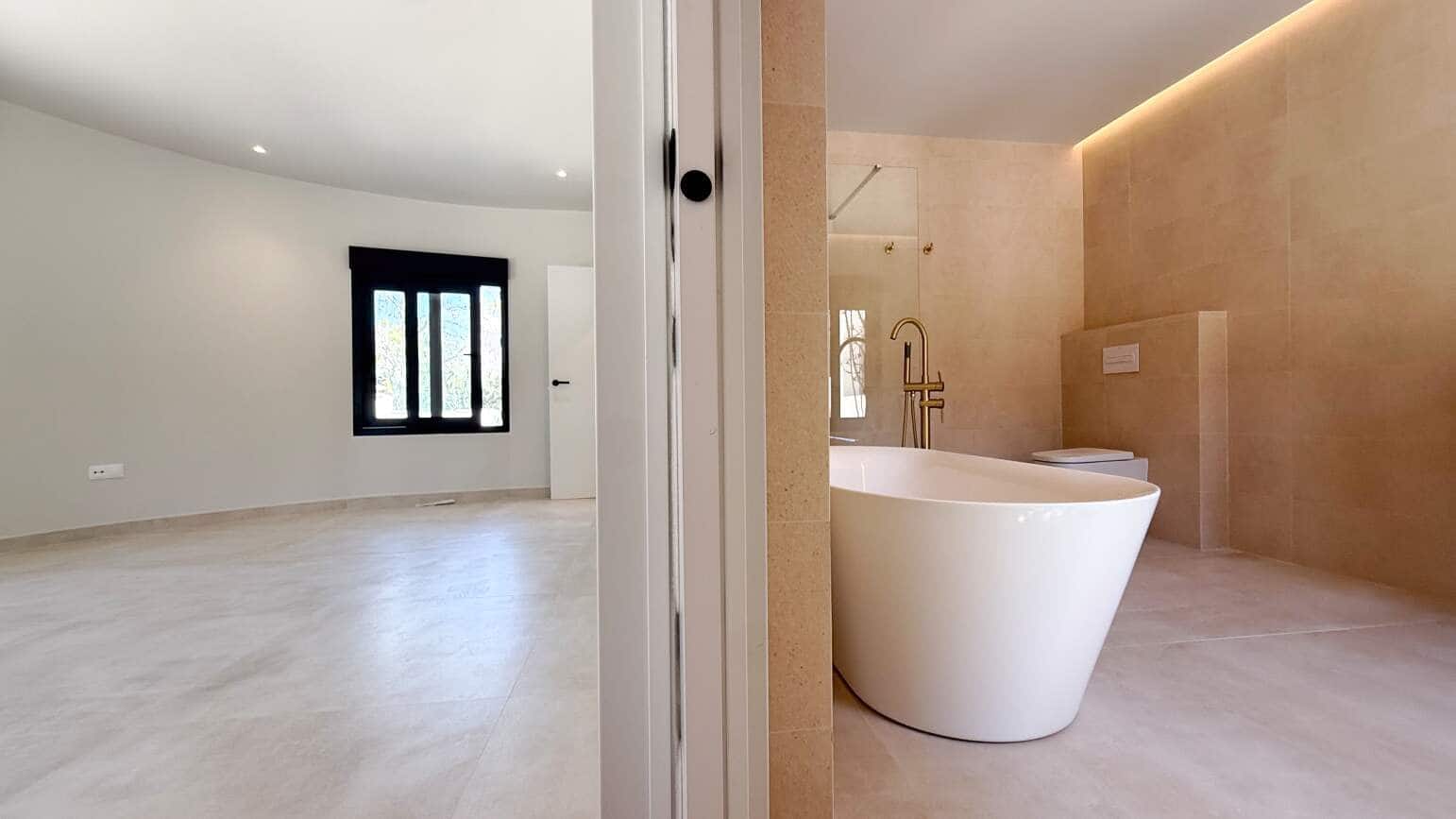 Chalet de 4 habitaciones en Albir en venta con piscina garaje - 1.595.000 € (Ref: 10023244)