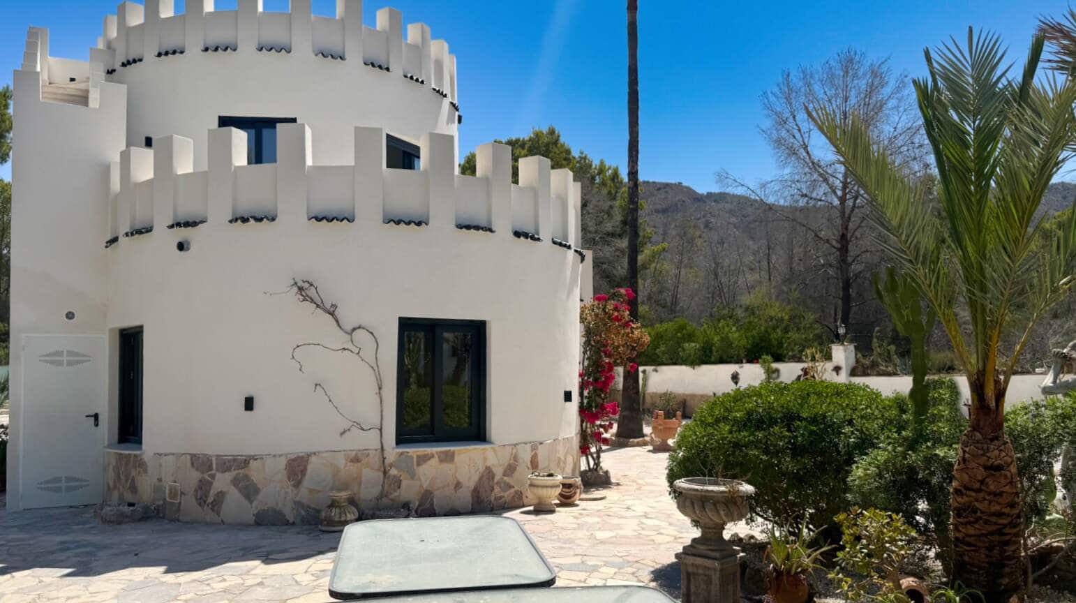 Chalet de 4 habitaciones en Albir en venta con piscina garaje - 1.595.000 € (Ref: 10023244)