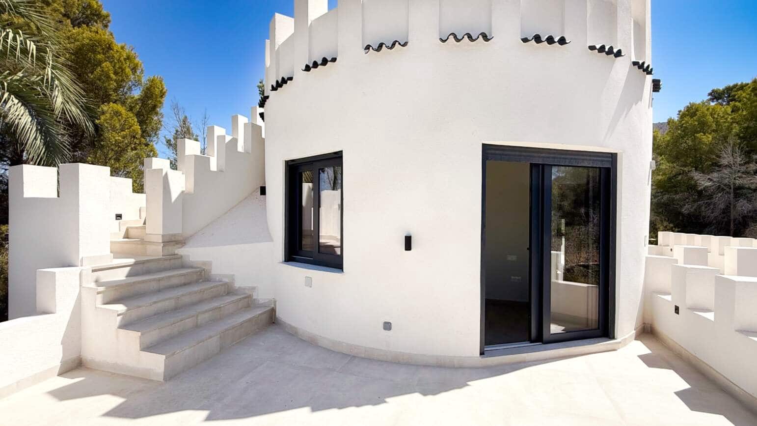 Chalet de 4 habitaciones en Albir en venta con piscina garaje - 1.595.000 € (Ref: 10023244)