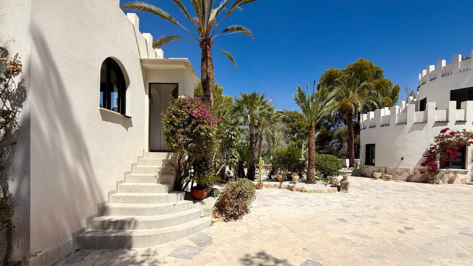 Chalet de 4 habitaciones en Albir en venta con piscina garaje - 1.595.000 € (Ref: 10023244)