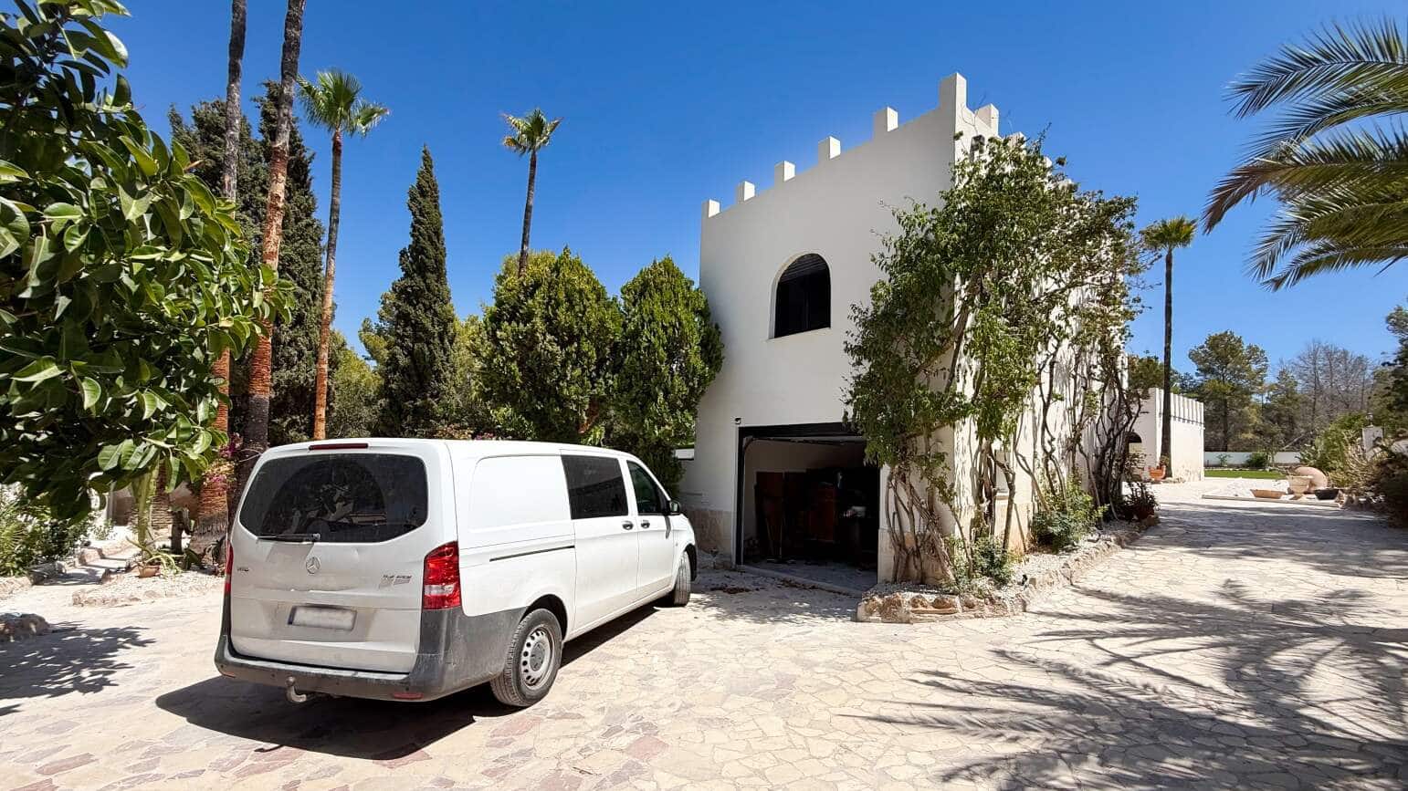 Chalet de 4 habitaciones en Albir en venta con piscina garaje - 1.595.000 € (Ref: 10023244)