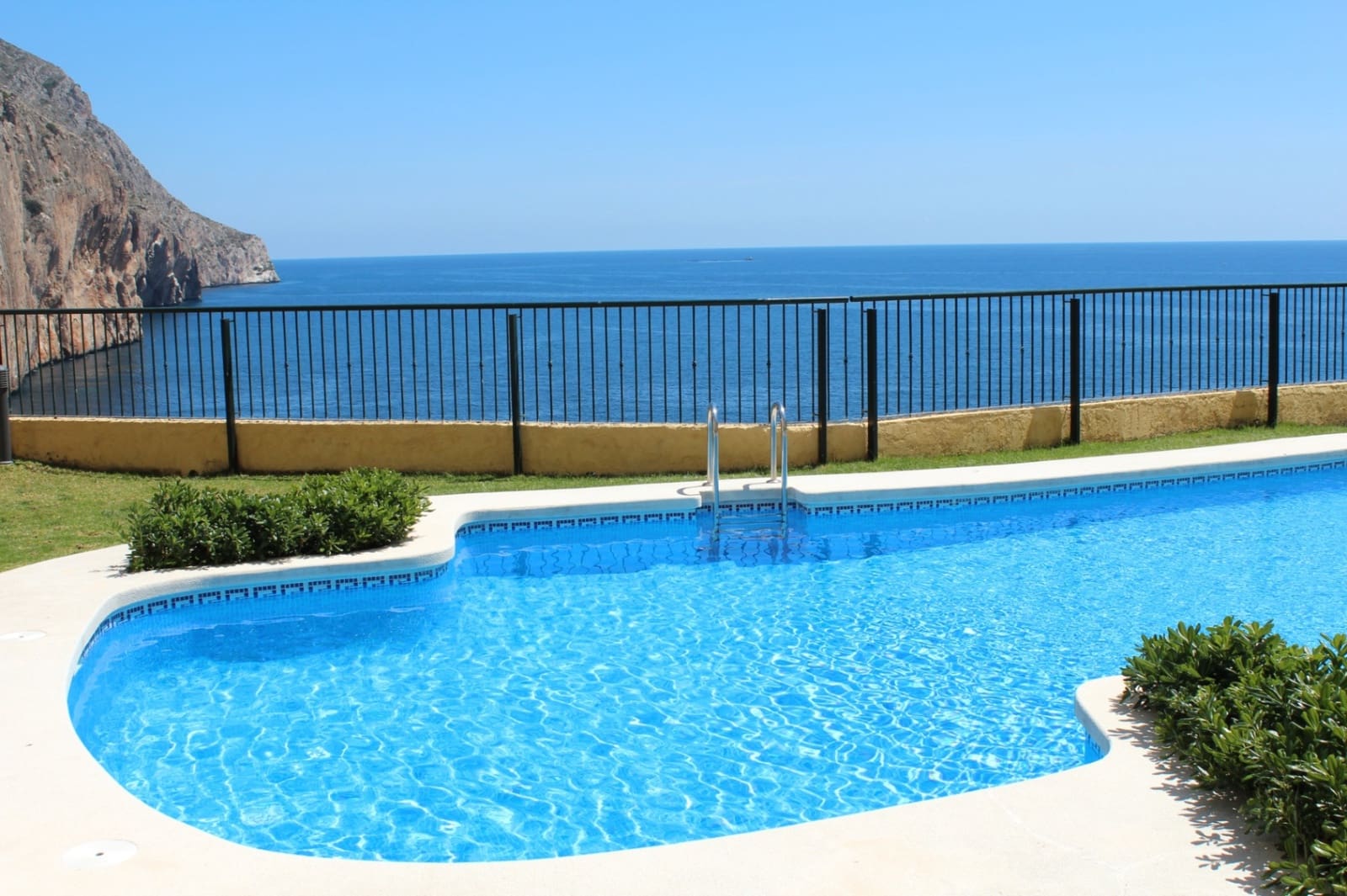 3 slaapkamer Appartement te koop in Altea met zwembad garage - € 525.000 (Ref: 10032525)