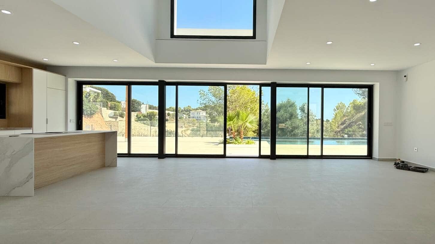 Chalet de 4 habitaciones en Benissa en venta con piscina garaje - 1.700.000 € (Ref: 10054458)