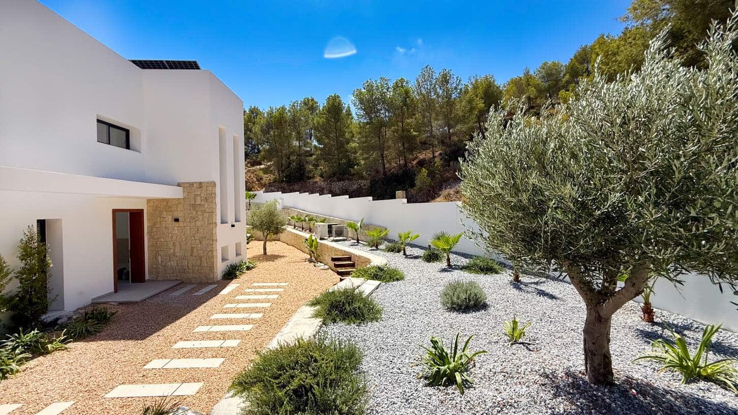 Chalet de 4 habitaciones en Benissa en venta con piscina garaje - 1.700.000 € (Ref: 10054458)