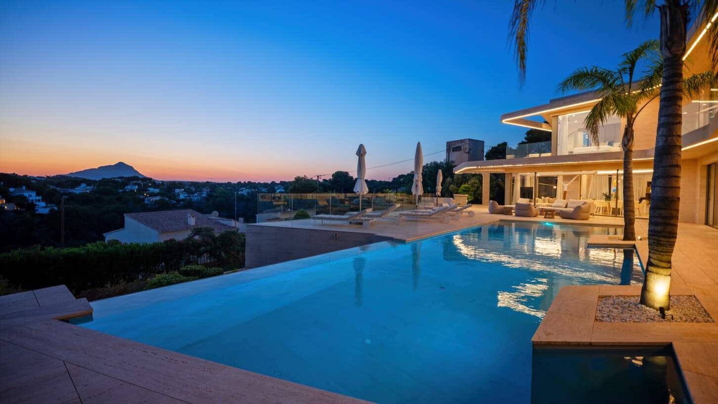 Chalet de 4 habitaciones en Javea / Xàbia en venta con piscina garaje - 4.970.000 € (Ref: 10062682)