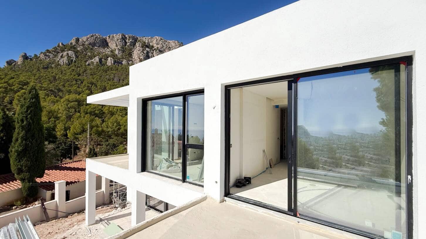 4 camera da letto Villa in vendita in Calpe / Calp con piscina garage - 2.100.000 € (Rif: 10074664)