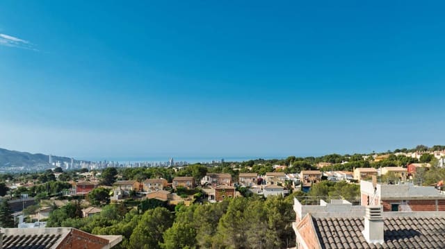 3 chambre Villa/Maison à vendre à La Nucia avec piscine garage - 656 217 € (Ref: 10088459)